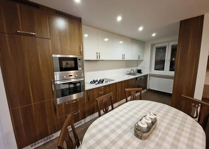 Free Parking, Old Town Cozy Near Train Stat Apartamento *